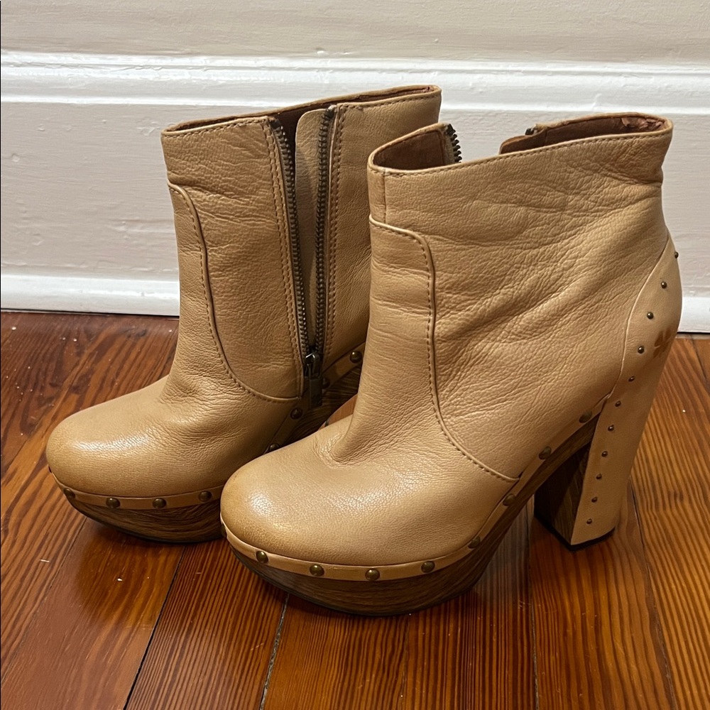 Lucky Brand Tan Leather Platform Ankle Boots